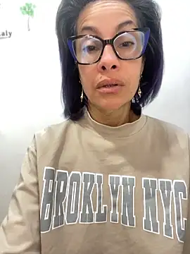 Goddess-Love- online show from April 19, 9:30 am