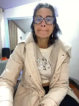 Snapshot of Goddess-Love- chatting on May 20, 9:37 am Goddess-Love- online show from May 20, 9:37 am