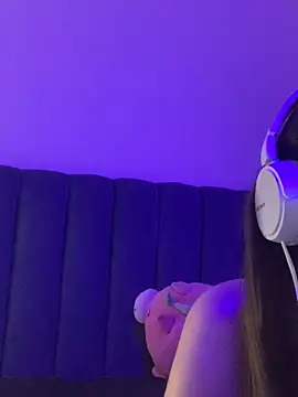 BadgirlLuna online show from January 9, 3:47 am