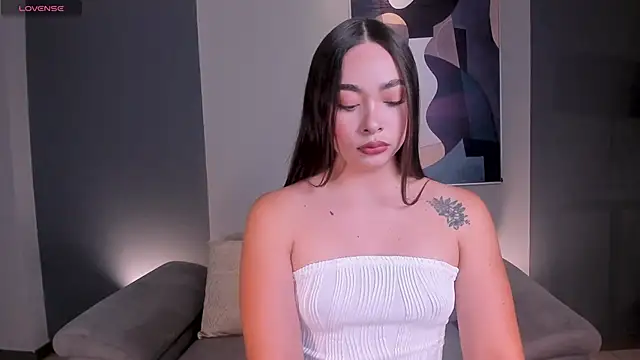 AlinaKravitz online show from March 19, 12:09 pm