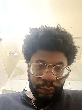 dvaughn3117 online show from February 15, 9:11 pm