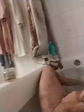 Snapshot of kisandgioni chatting on October 29, 7:48 pm kisandgioni online show from October 29, 7:48 pm