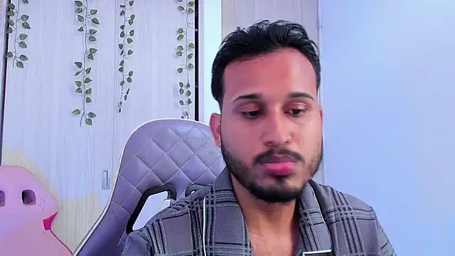 Raf brunette online show from April 10, 12:54 pm