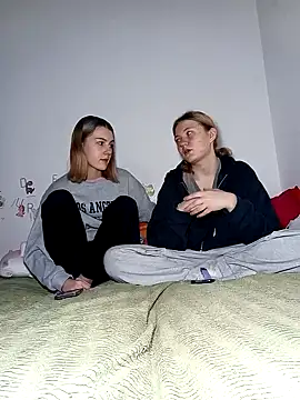 ella grays online show from February 26, 5:34 pm