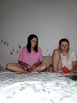 ella grays online show from June 21, 5:37 pm