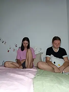 ella grays online show from July 6, 4:09 pm