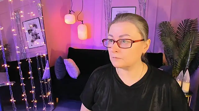 AlexandraKind online show from January 17, 8:34 pm