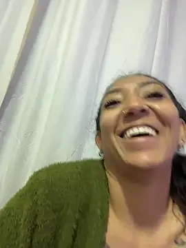 milavalois online show from August 1, 12:32 am