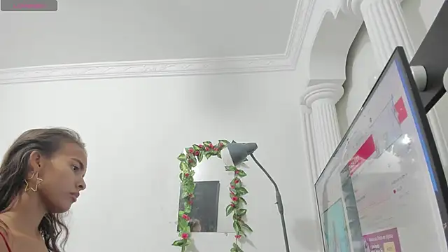 Snapshot of lulu_25_ chatting on January 13, 1:02 am lulu 25 online show from January 13, 1:02 am