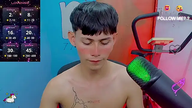 Snapshot of tanjiro_cute chatting on June 20, 4:26 am tanjiro cute online show from June 20, 4:26 am