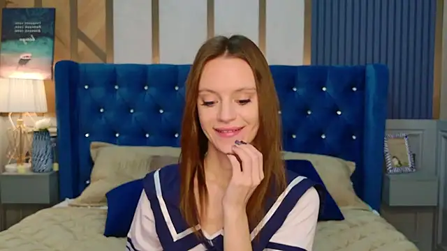RebeccaMartons online show from January 20, 12:15 am