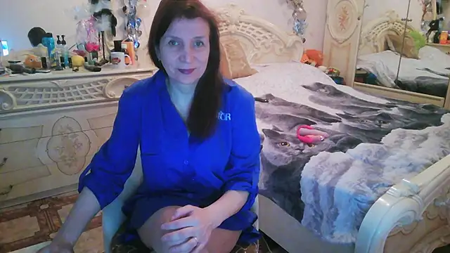 Debra Phoenix online show from April 14, 10:27 pm