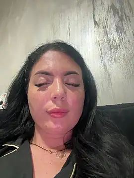 BellaaNoir online show from May 20, 9:21 pm
