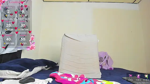 Hannah Baileyy online show from March 20, 11:56 pm