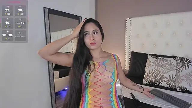 Snapshot of Julia_Martinez_ chatting on June 19, 11:36 am Julia Martinez online show from June 19, 11:36 am