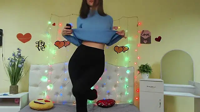 MichelLeee online show from February 17, 12:16 pm