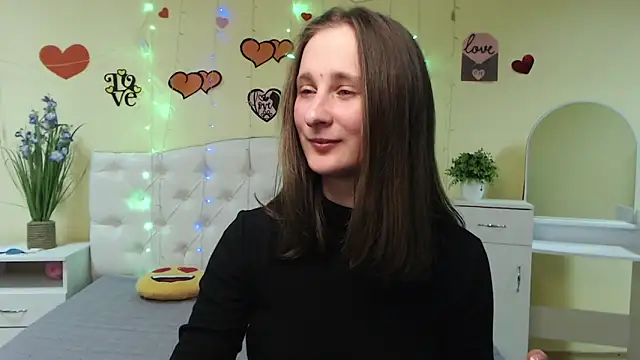 MichelLeee online show from February 21, 6:15 pm