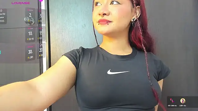 aurora johnson  online show from July 30, 3:49 am
