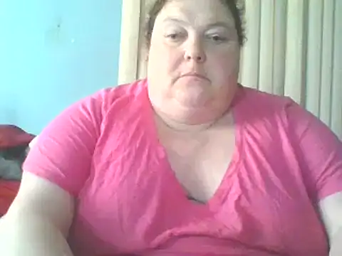 Honeybee2025 online show from December 23, 7:30 pm