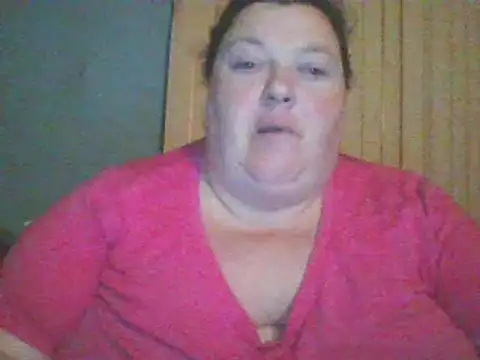 Honeybee2025 online show from December 23, 11:28 pm