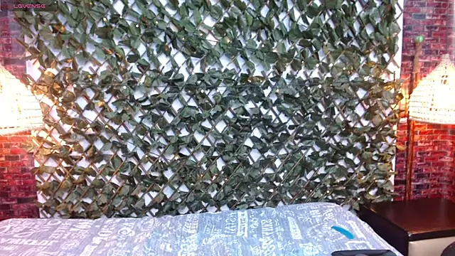 Snapshot of AndrewPherson chatting on January 3, 3:55 pm AndrewPherson online show from January 3, 3:55 pm