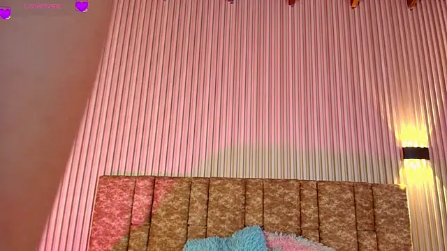 Snapshot of tiffany_johnson11 chatting on October 21, 7:47 pm tiffany johnson11 online show from October 21, 7:47 pm