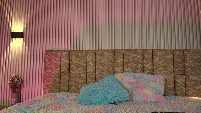 Snapshot of tiffany_johnson11 chatting on November 6, 7:26 pm tiffany johnson11 online show from November 6, 7:26 pm