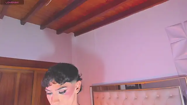 im sebaslopez online show from April 15, 12:17 am