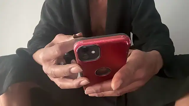 skarfosbabes69 online show from February 12, 11:27 am