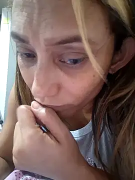 salome drasin online show from May 15, 11:01 pm