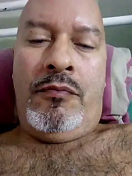Snapshot of Juan_45 chatting on May 15, 1:51 pm Juan 45 online show from May 15, 1:51 pm