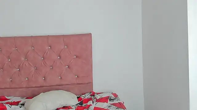 alexa  freddryy online show from January 25, 11:00 pm