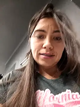 LIZ-06  online show from March 2, 5:25 pm