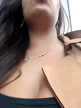 LIZ-06  online show from March 11, 9:04 pm