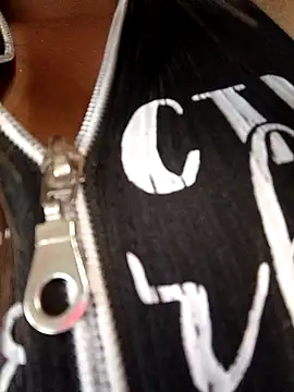 LIZ-06  online show from March 19, 10:42 pm