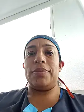 yaz guzman online show from December 30, 2:51 pm