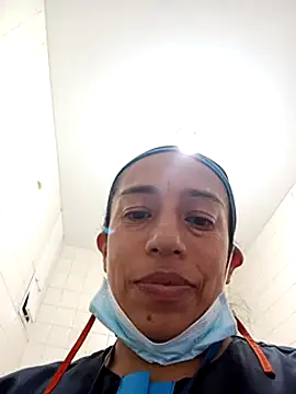 yaz guzman online show from January 12, 1:58 pm