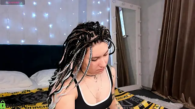 Bonni Meiz online show from March 15, 3:01 am