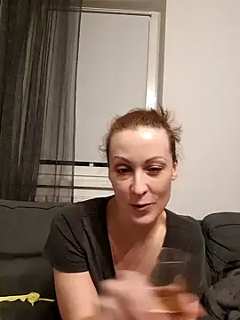 IsabellaLuiXXX online show from December 11, 5:04 pm