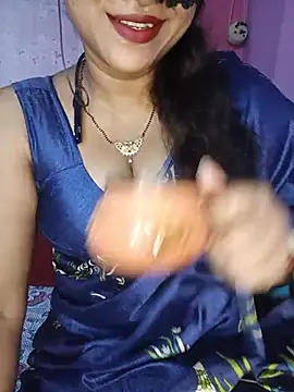 Sexy Mona Bhabhi online show from July 9, 3:10 am