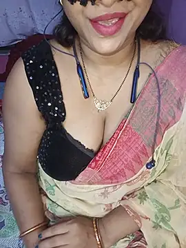 Sexy Mona Bhabhi online show from July 14, 6:24 pm