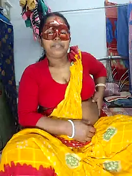 Real Desi Couple online show from December 26, 4:25 pm