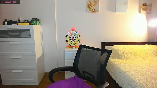 Ellista online show from March 26, 3:17 pm