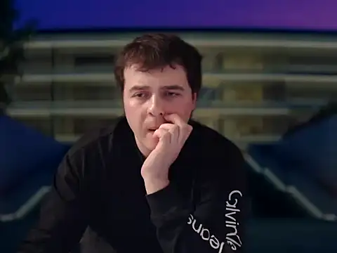 CuteMan33 online show from December 16, 11:32 pm