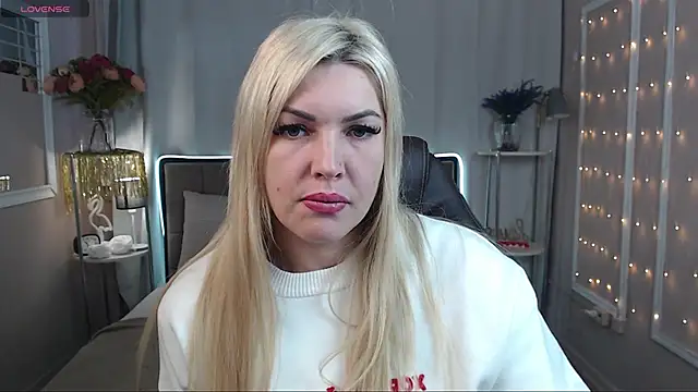 lissa voxx online show from February 8, 6:43 am