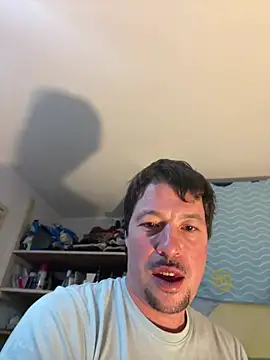 zenzero87 online show from February 8, 5:08 pm