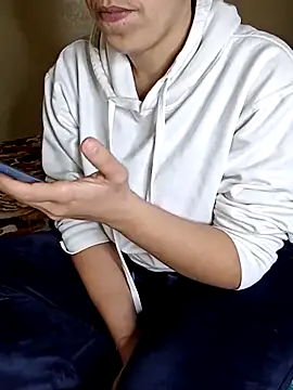 ShadiaStar online show from February 8, 8:01 pm