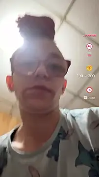 Stonermama666420 online show from February 12, 6:58 pm