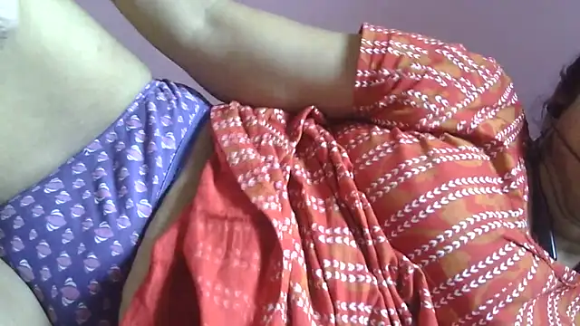 Snapshot of Suhana-sapna chatting on June 5, 6:52 am Suhana-sapna online show from June 5, 6:52 am