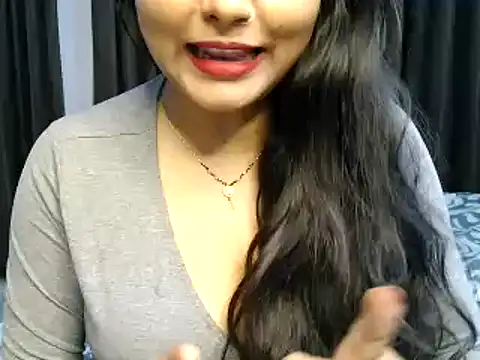 Snapshot of Hritvika chatting on December 17, 4:35 pm Hritvika online show from December 17, 4:35 pm